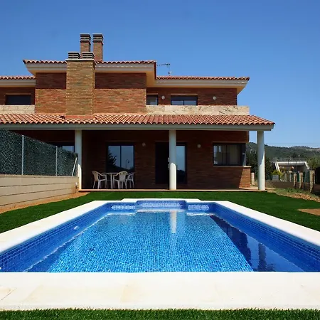 Holiday home Casa Marie Curie Roda de Bera